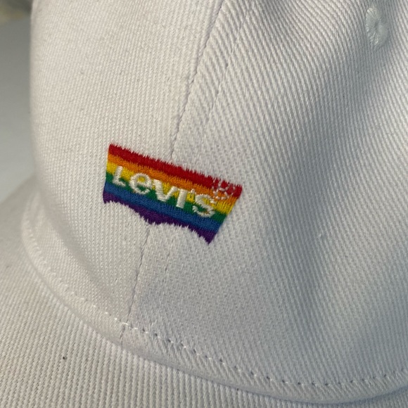 Levi’s pride baseball cap - Picture 3 of 5